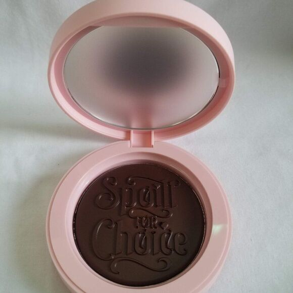 P.Louise Spoilt For Choice Cream Bronzer - Chocolate Charm - Picture 1 of 5